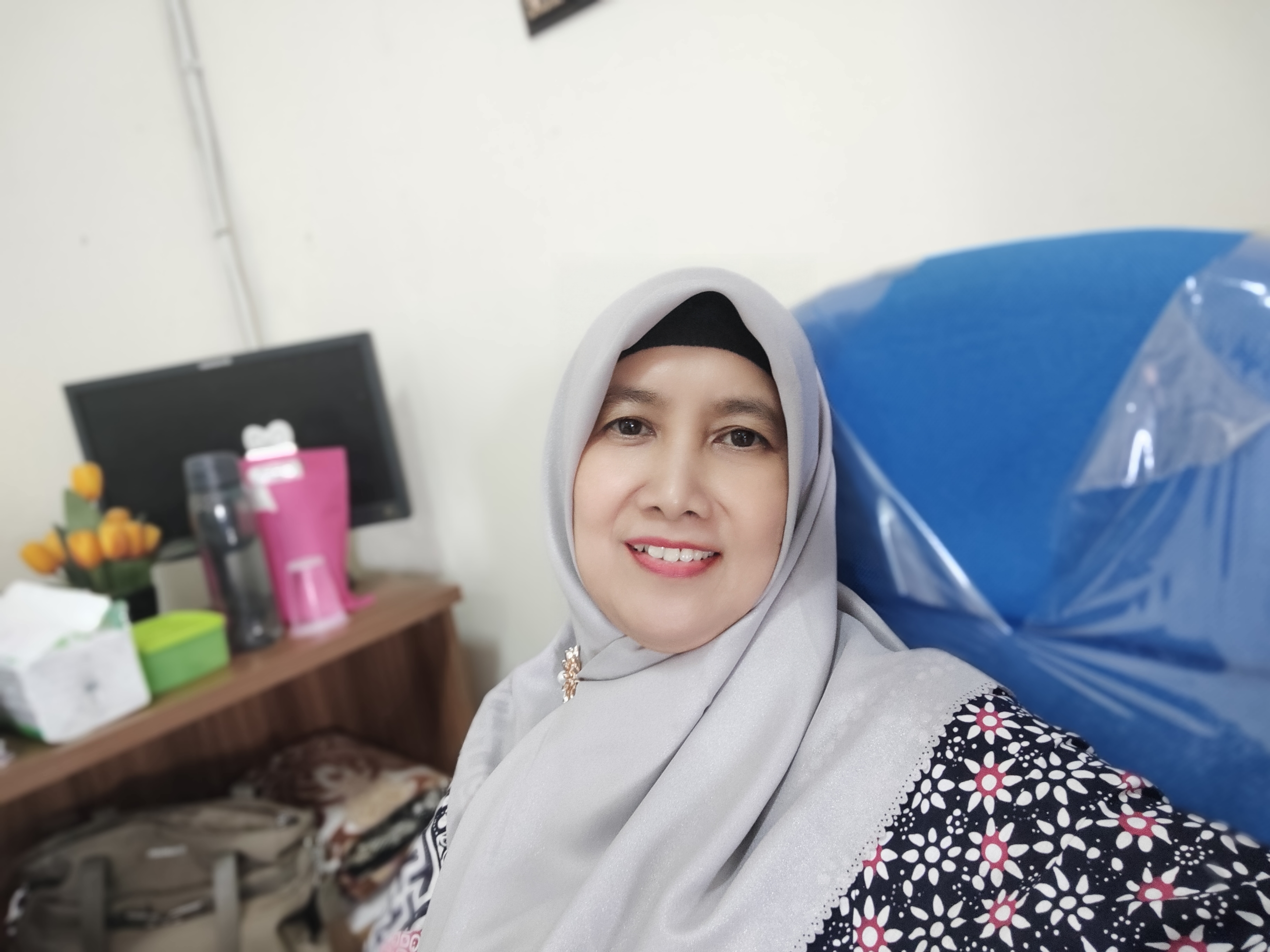 Foto Rita Hariningrum, S.T., M.Kom.